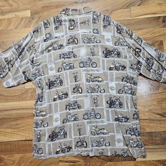 Harley Davidson Motorcycle All Over Print Button Shirt Size 2XL - Picture 8 of 8